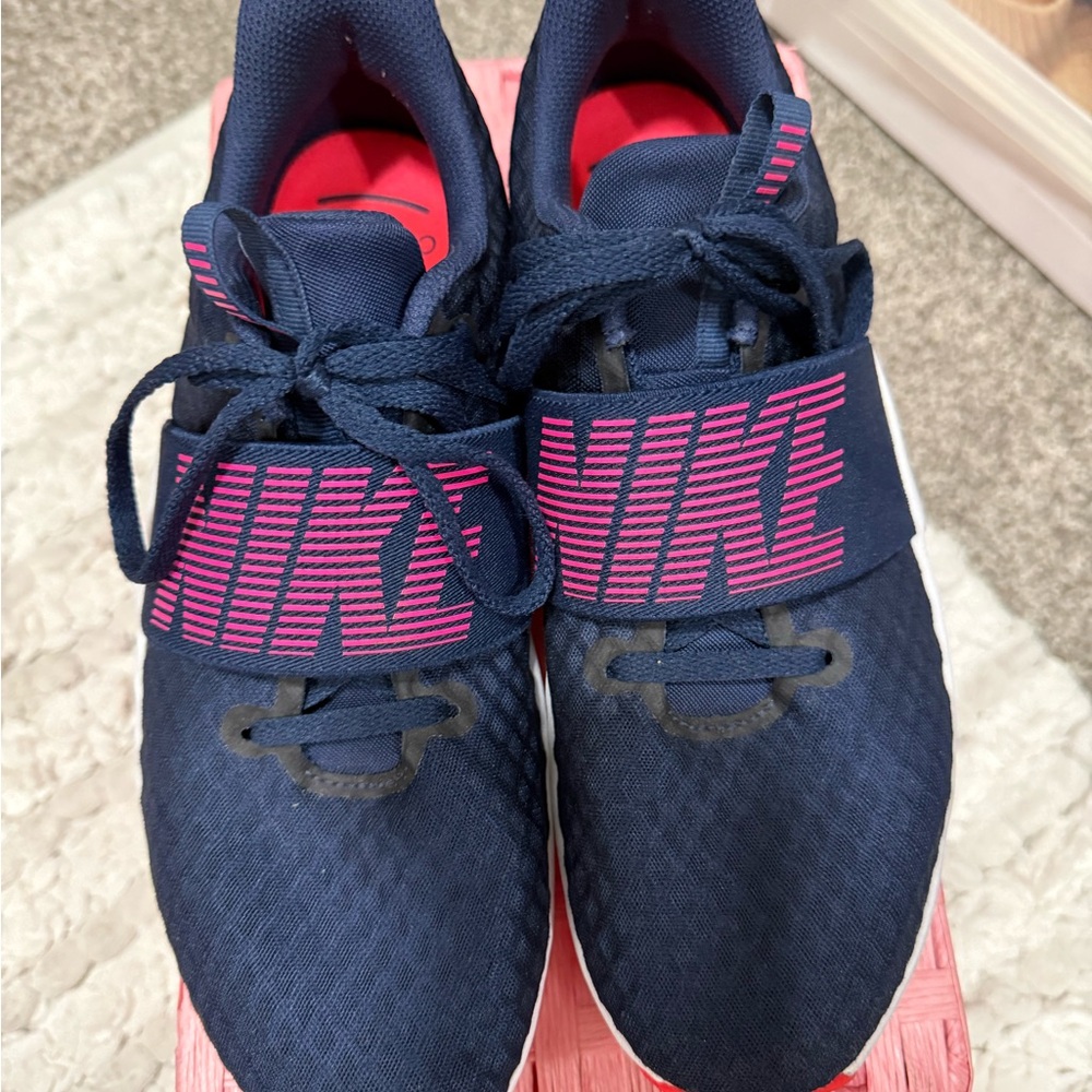 Nike Dark Blue and Hot Pink Sneakers - Picture 2 of 6
